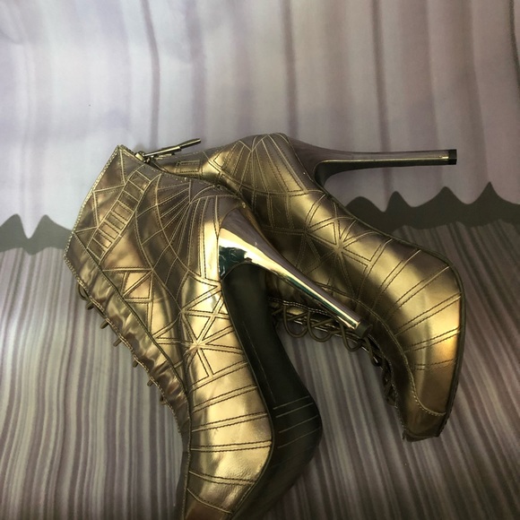 Sam Edelman - Picture 5 of 8
